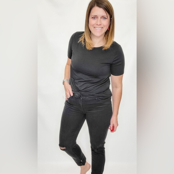 Judy Blue Mid-Rise Black Denim Destroyed Slim Fit Jeans 13/31 - Picture 3 of 8